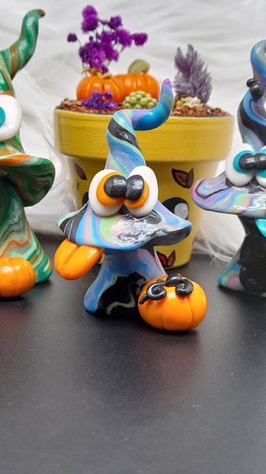 Champy Crognon langue orange et sa citrouille ♡ Imparfait ♡