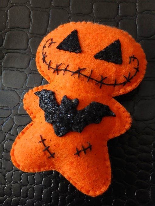 Magnet poupee halloween